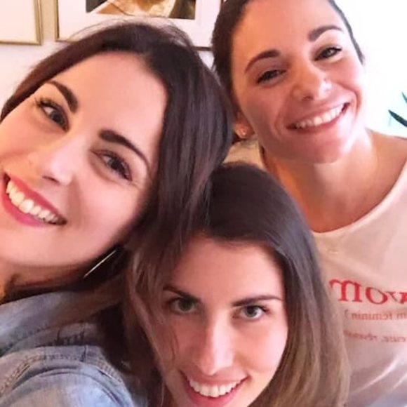 Meet your Posher, Julie - Picture 1 of 1